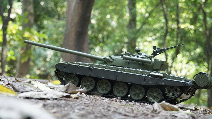 Ferngesteuerter Panzer mit Schuss "Russicher T-72" Heng Long 1:16, Stahlgetriebe -2,4Ghz -V 7.0 6 Ferngesteuerter Panzer mit Schuss Russicher T-72 Heng Long 116, Stahlgetriebe -2,4Ghz -V 6.0 -6