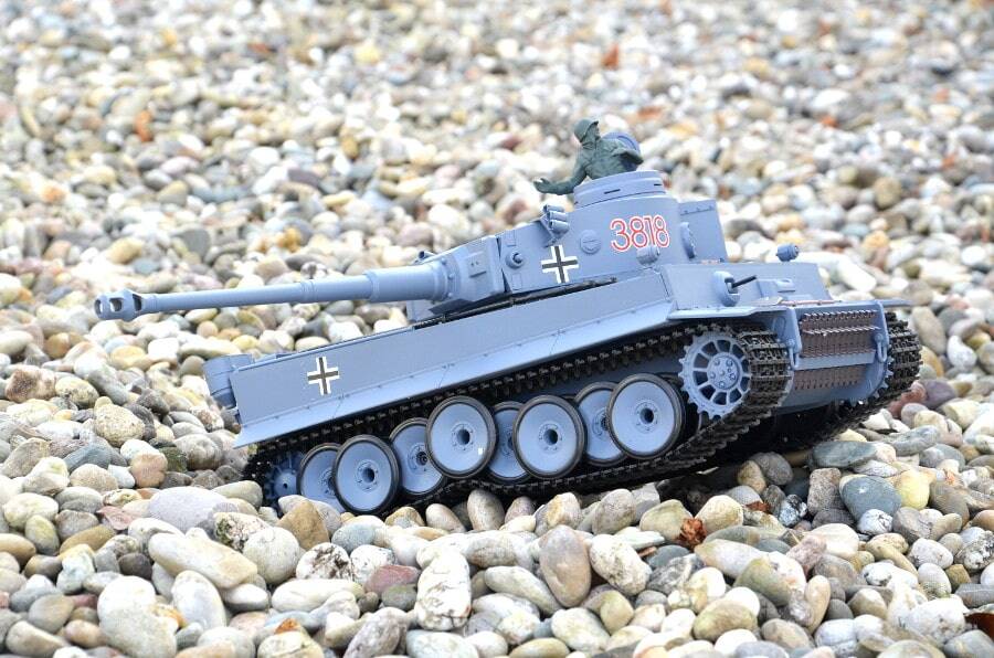 Ferngesteuerter Panzer mit Schuss "German Tiger I" Heng Long 1:16 Grau, Rauch&Sound+Stahlgetriebe und 2,4Ghz -V 6.0 10 ferngesteuerter panzer schuss heng long tank german tiger 1 upgrade version 6.0 metallgetriebe -10