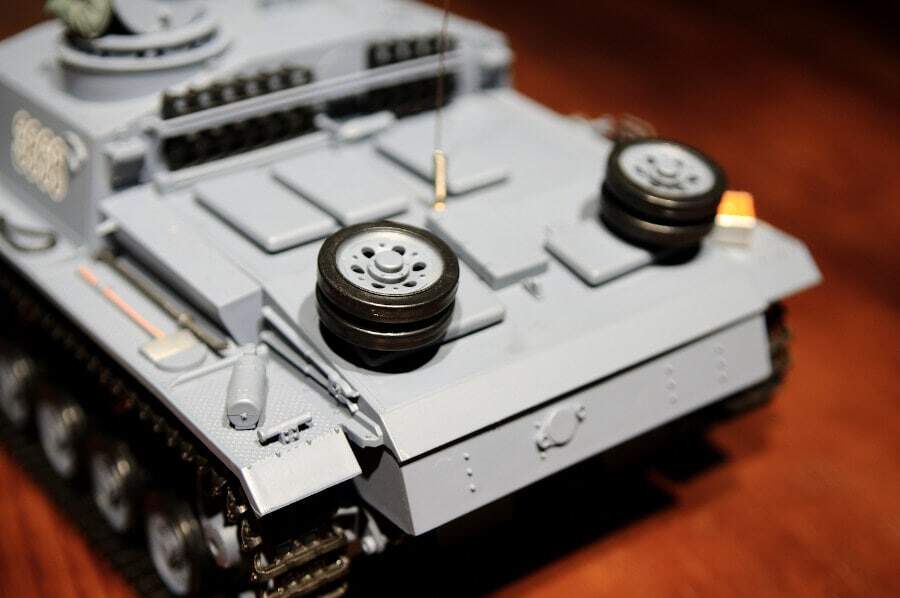 Ferngesteuerter Panzer mit Schuss "Sturmgeschütz III" - Stug 3 Heng Long 1:16 Rauch&Sound, Metallgetriebe und 2,4Ghz 5 panzer ferngesteuert henglong sturmgeschuetz 3 stug upgrade version 6.0-13