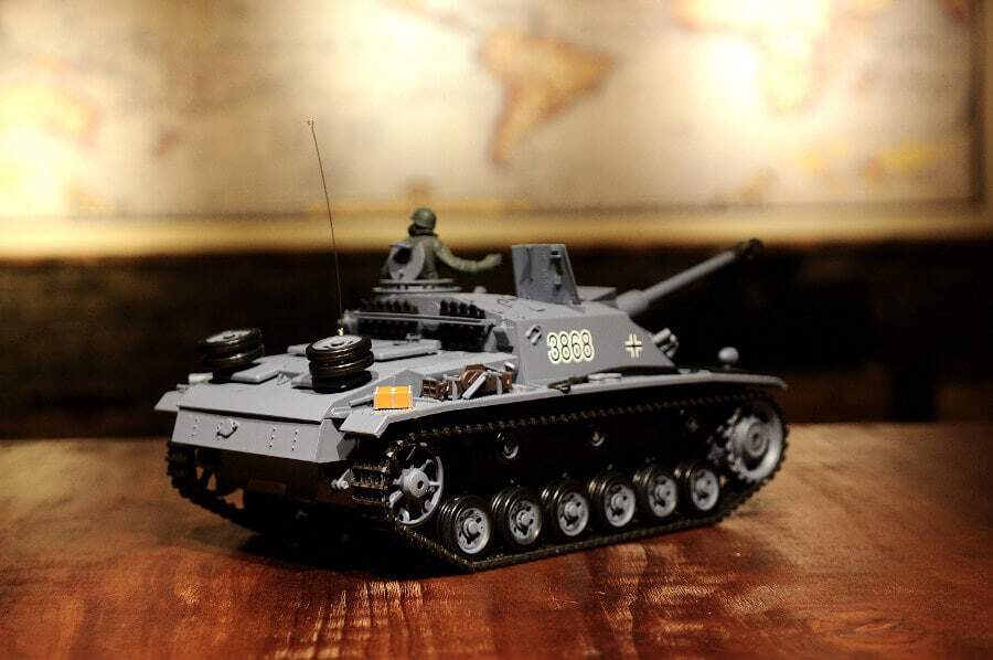 Ferngesteuerter Panzer mit Schuss "Sturmgeschütz III" - Stug 3 Heng Long 1:16 Rauch&Sound, Metallgetriebe und 2,4Ghz 2 panzer ferngesteuert henglong sturmgeschuetz 3 stug upgrade version 6.0-3