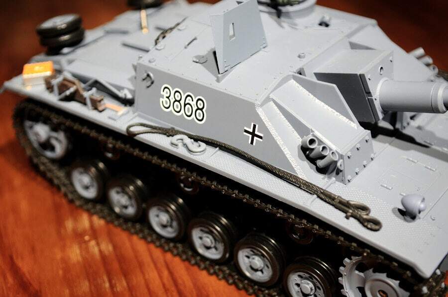 Ferngesteuerter Panzer mit Schuss "Sturmgeschütz III" - Stug 3 Heng Long 1:16 Rauch&Sound, Metallgetriebe und 2,4Ghz 12 panzer ferngesteuert henglong sturmgeschuetz 3 stug upgrade version 6.0-5
