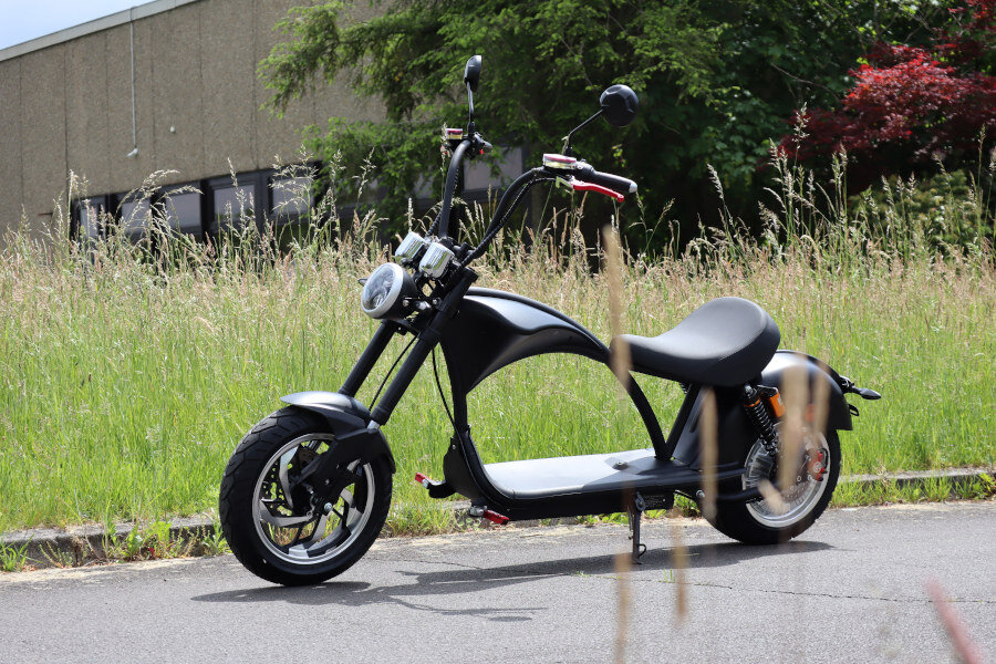 COCO BIKE CP-4.0 Elektro Scooter 2000W 20AH 60V 45 km/h - Schwarz 4 elektro-scooter-e-scooter-chopper-fat-bike.coco-bike-matt-schwarz-p01-11
