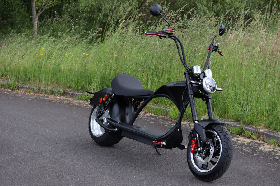 COCO BIKE CP-4.0 Elektro Scooter 2000W 20AH 60V 45 km/h - Schwarz 1 elektro-scooter-e-scooter-chopper-fat-bike.coco-bike-matt-schwarz-p01-4