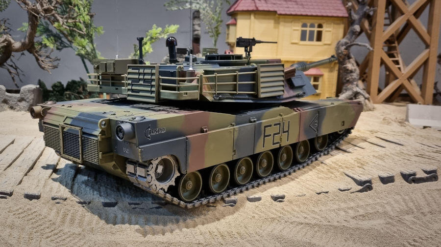 HengLong Panzer ferngesteuert "M1A2 Abrams" 1:16 Heng Long -Rauch&Sound, Stahlgetriebe, Metallketten, 2,4Ghz V7.0 - Upg-A 5 HengLong Panzer ferngesteuert "M1A2 Abrams" 1:16 Heng Long -Rauch&Sound, Stahlgetriebe, Metallketten, 2,4Ghz V7.0 - Upg-A – Bild 5